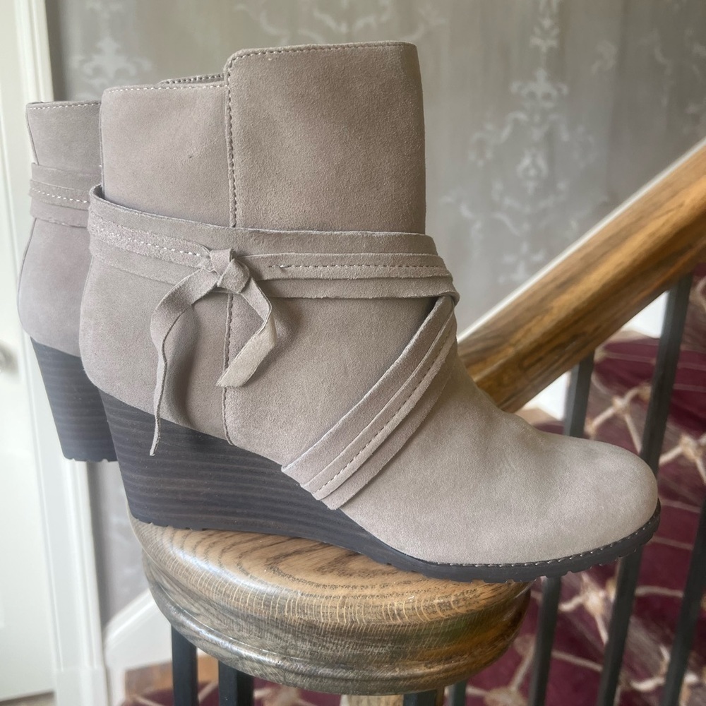 Rockport Lucinda beige leather ankle boots new without tags NWOT Lady, size 10 - Picture 4 of 10